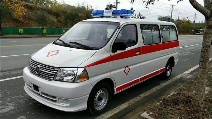 临湘市丰田海狮救护车